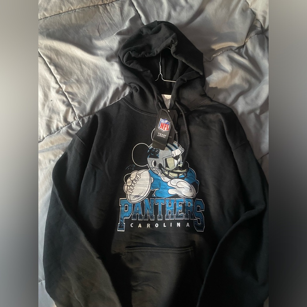 Junk Food Clothing NFL Carolina Panthers Hoodie. NWT.